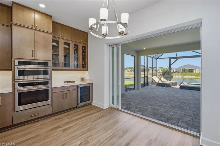 15743  Modena  ST, Naples, FL 34114