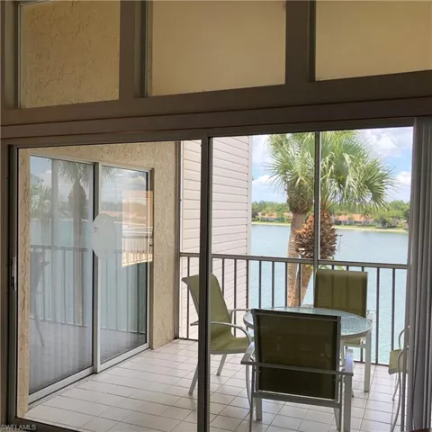 2671 Citrus Lake Dr # 303, Naples, Florida 34109