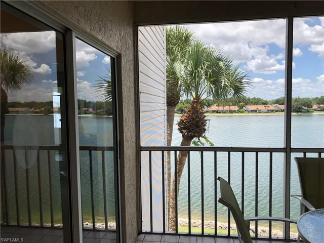 2671 Citrus Lake Dr # 303, Naples, Florida 34109