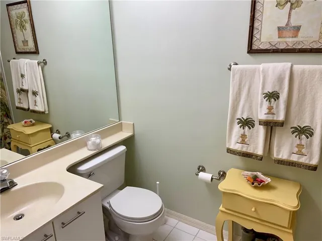 2671 Citrus Lake Dr # 303, Naples, Florida 34109