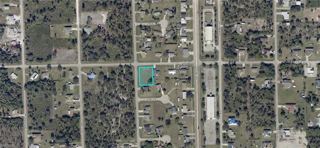 2250 E 11th  ST, Lehigh Acres, FL 33936