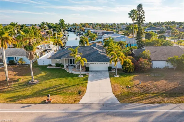2308 Everest Pkwy, Cape Coral, Florida 33904