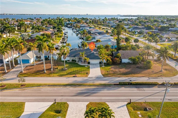 2308 Everest Pkwy, Cape Coral, Florida 33904