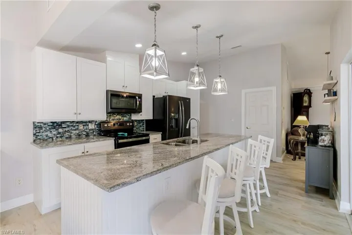 2308 Everest Pkwy, Cape Coral, Florida 33904