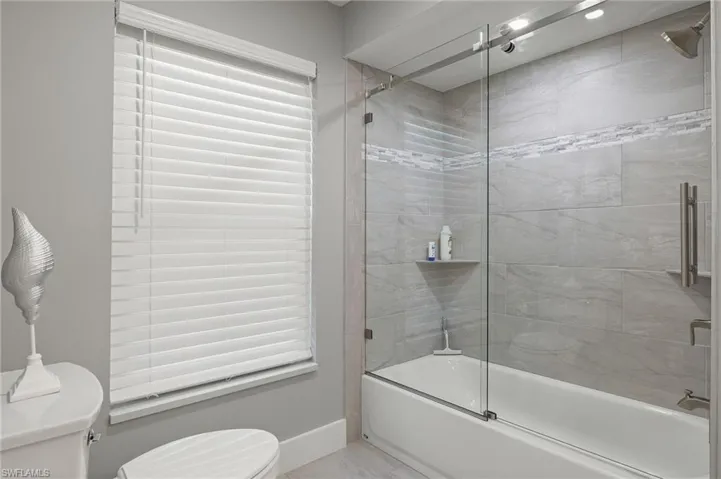 248 Bay Meadows Dr, Naples, Florida 34113