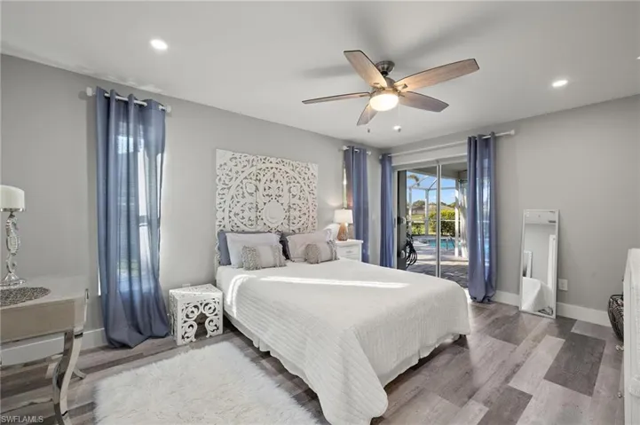 248 Bay Meadows Dr, Naples, Florida 34113