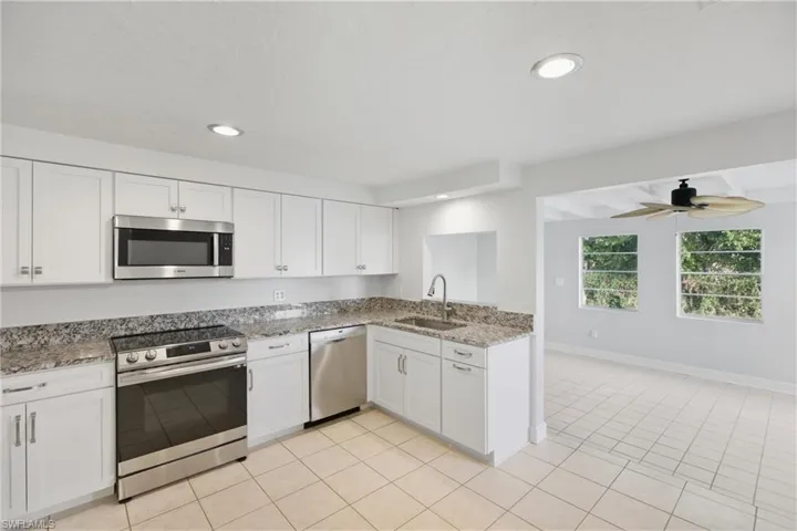 205 Se 44th Ter, Cape Coral, Florida 33904