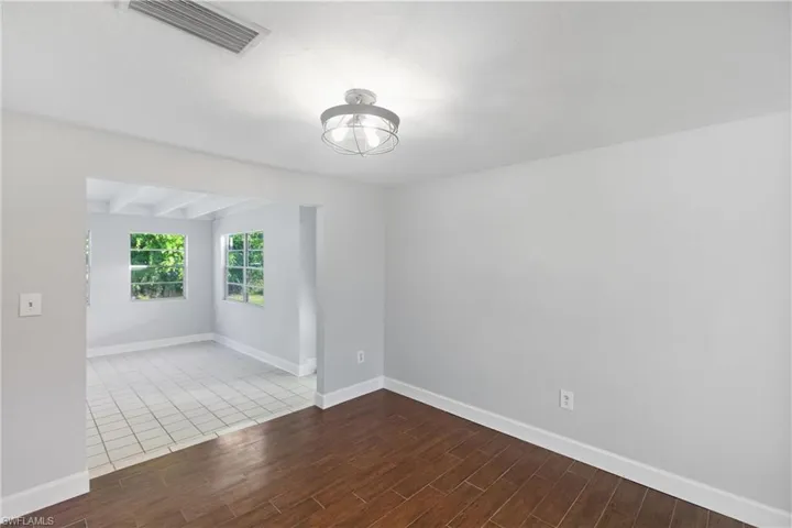 205 Se 44th Ter, Cape Coral, Florida 33904