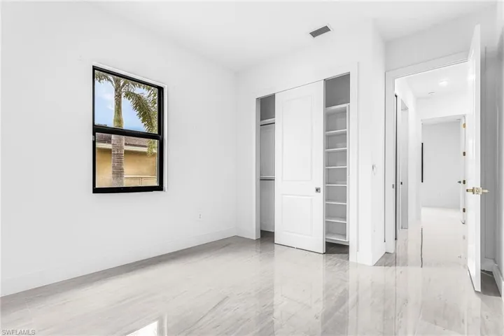 1640 Nw 38th Ave, Cape Coral, Florida 33993