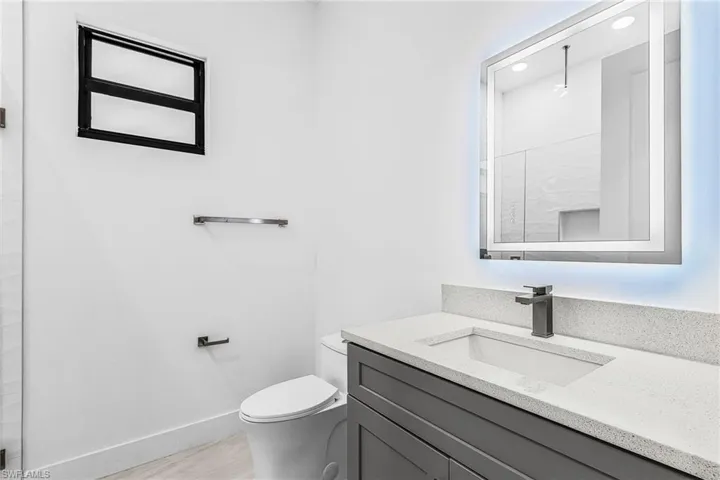 1640 Nw 38th Ave, Cape Coral, Florida 33993
