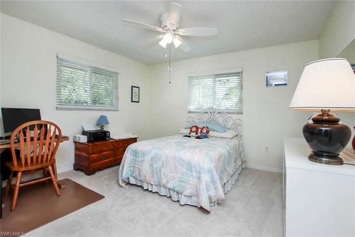 Spacious 2nd Master bedroom