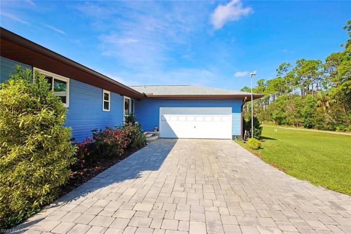 Oversized attached 2 car garage