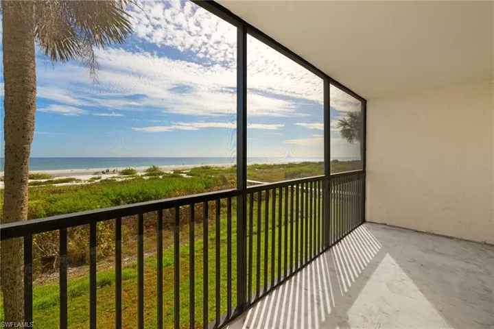 Direct Gulf Views