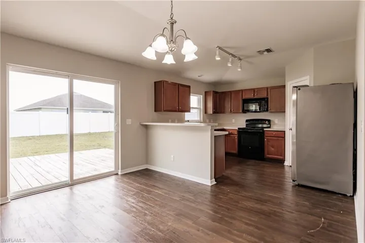 2149 SW 3rd  PL, Cape Coral, FL 33991