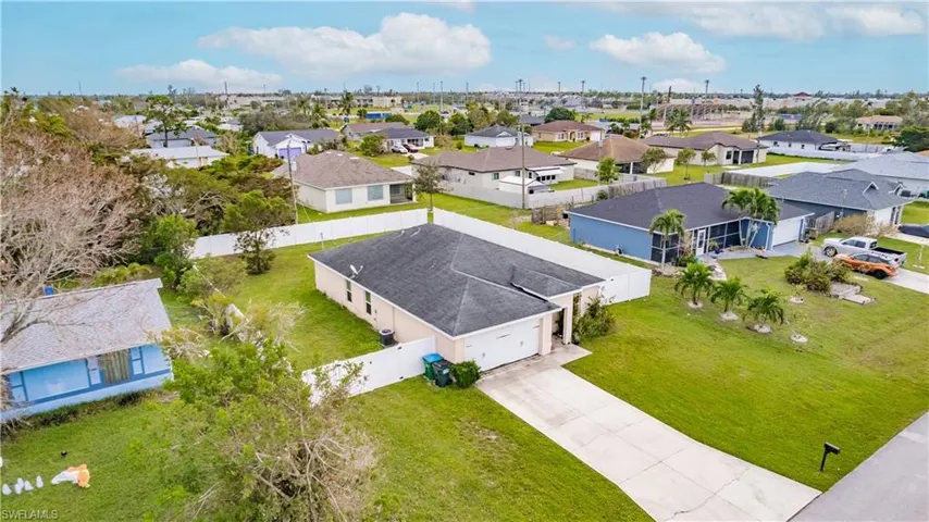 2149 SW 3rd  PL, Cape Coral, FL 33991
