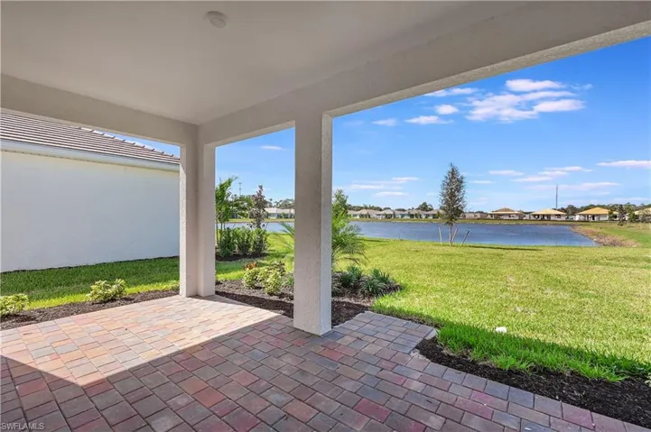 437 Tamarindo Ln, Naples, Florida 34114