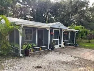 13850  Cemetery  RD, Fort Myers, FL 33905