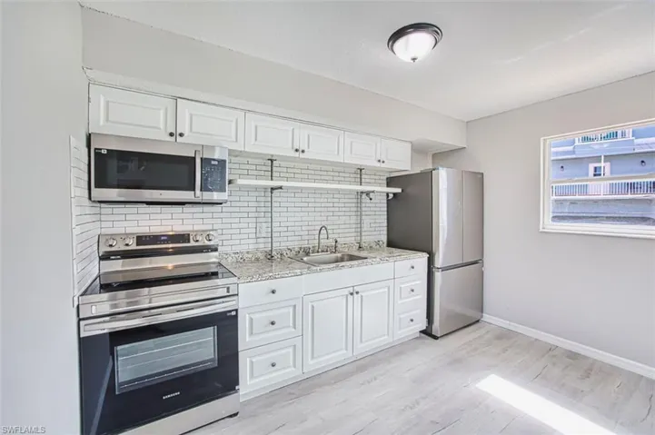 226  Fairweather  LN, Fort Myers Beach, FL 33931