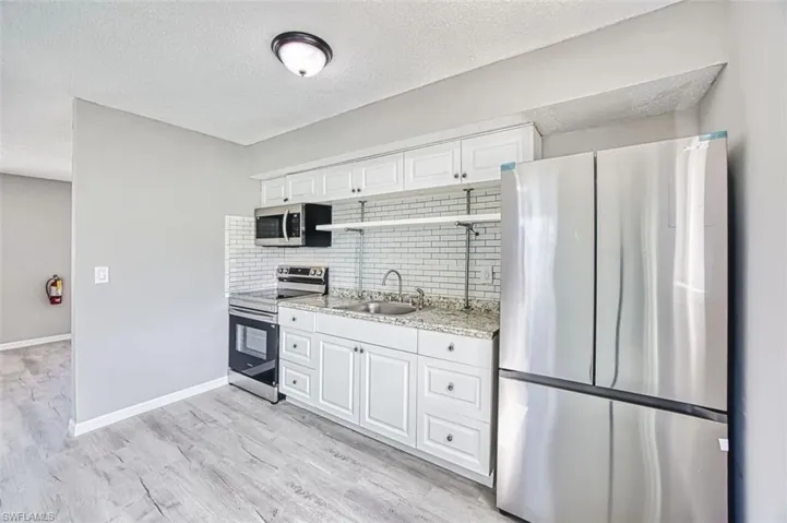 226  Fairweather  LN, Fort Myers Beach, FL 33931