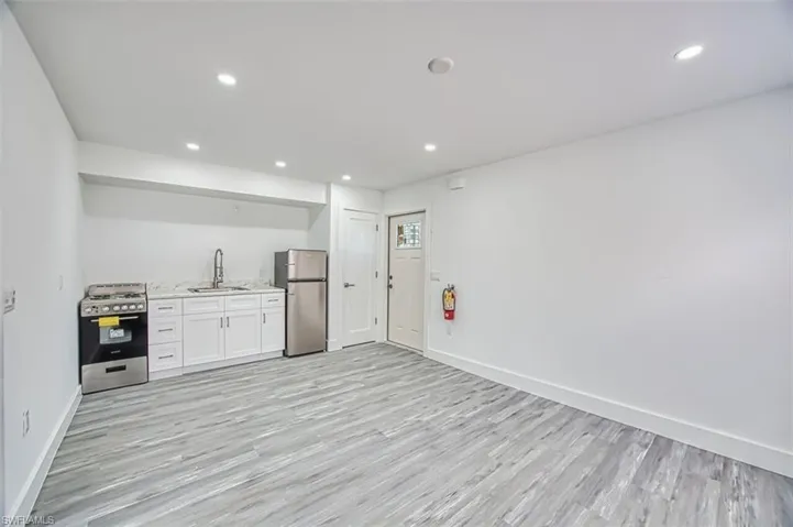 226  Fairweather  LN, Fort Myers Beach, FL 33931