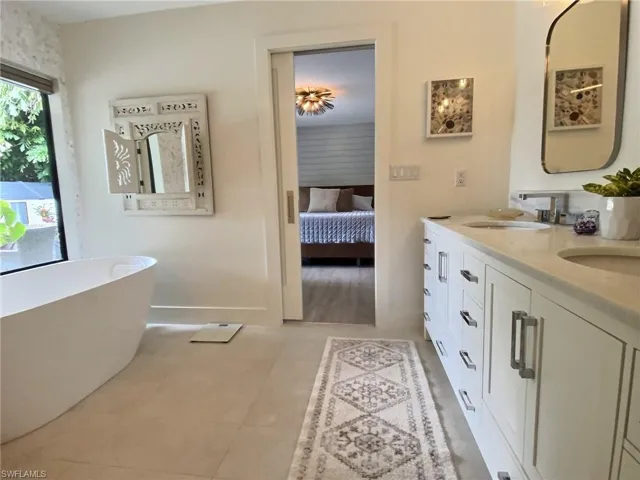 1031 Diana Ave, Naples, Florida 34103