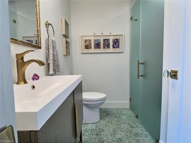 1031 Diana Ave, Naples, Florida 34103