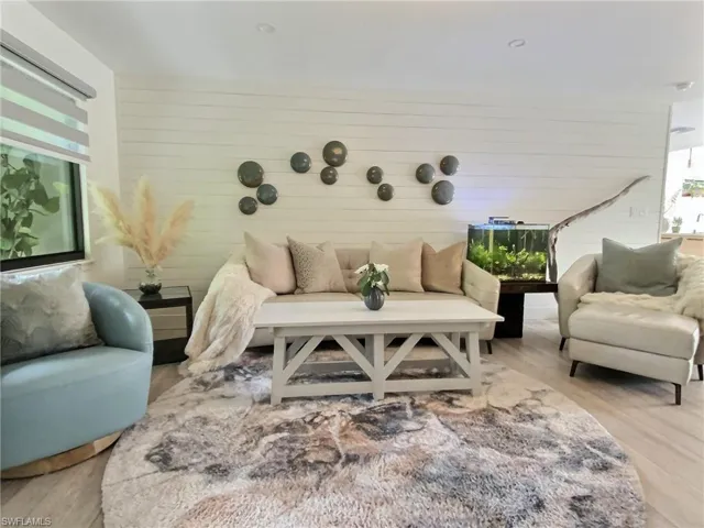 1031 Diana Ave, Naples, Florida 34103
