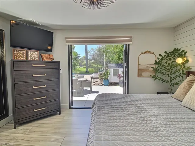 1031 Diana Ave, Naples, Florida 34103