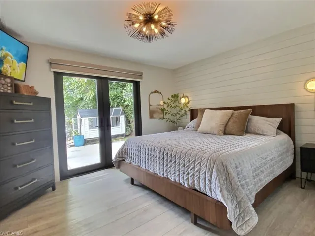 1031 Diana Ave, Naples, Florida 34103