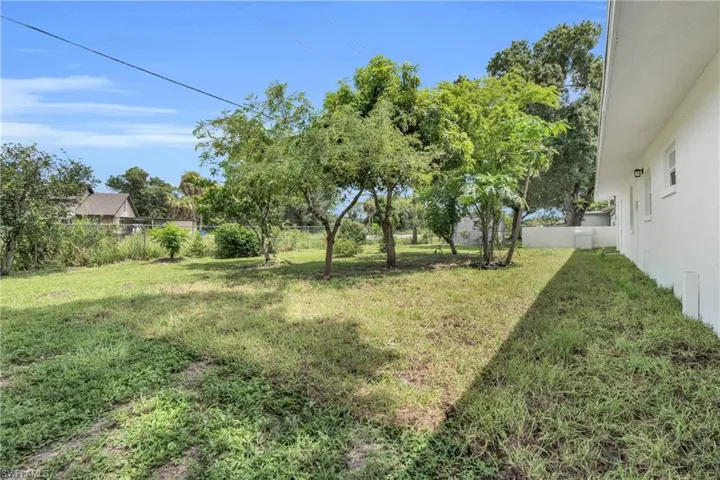 Large Fenced-In Backyard!