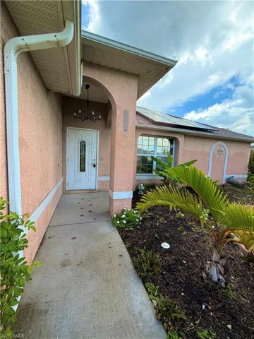 4017 Ne 10th Ave, Cape Coral, Florida 33909