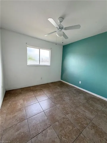4017 Ne 10th Ave, Cape Coral, Florida 33909