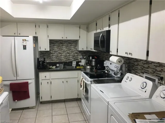 4021 SE 12  AVE, Cape Coral, FL 33904