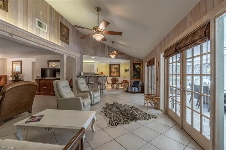 2224  Kings Lake  BLVD, Naples, FL 34112