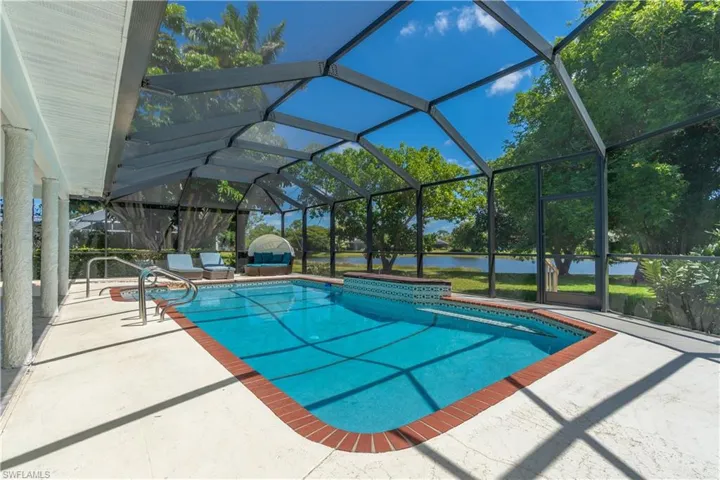 2224  Kings Lake  BLVD, Naples, FL 34112