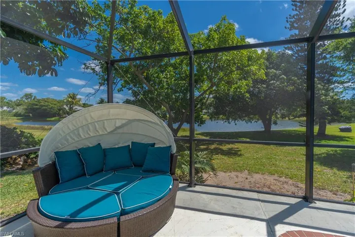 2224  Kings Lake  BLVD, Naples, FL 34112