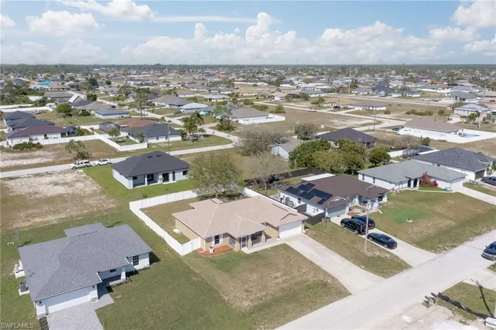 2206 NW 18th  PL, Cape Coral, FL 33993