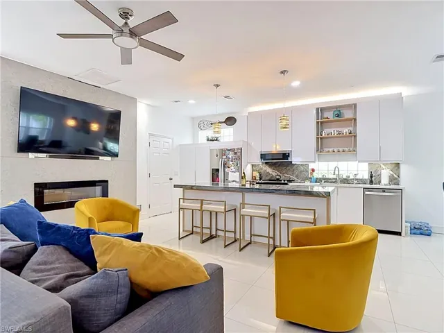 10735 San Tropez Cir, Estero, Florida 33928