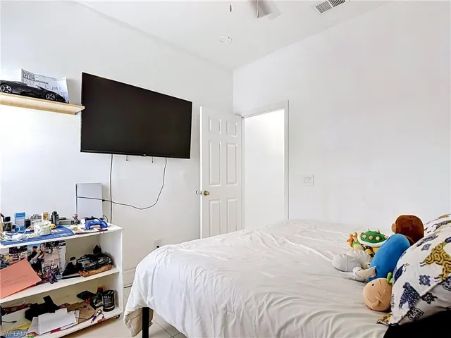 10735 San Tropez Cir, Estero, Florida 33928