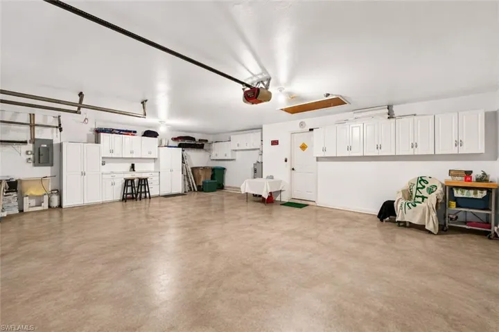 2703 Juanita Pl, Cape Coral, Florida 33909