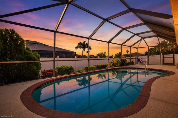 2703 Juanita Pl, Cape Coral, Florida 33909