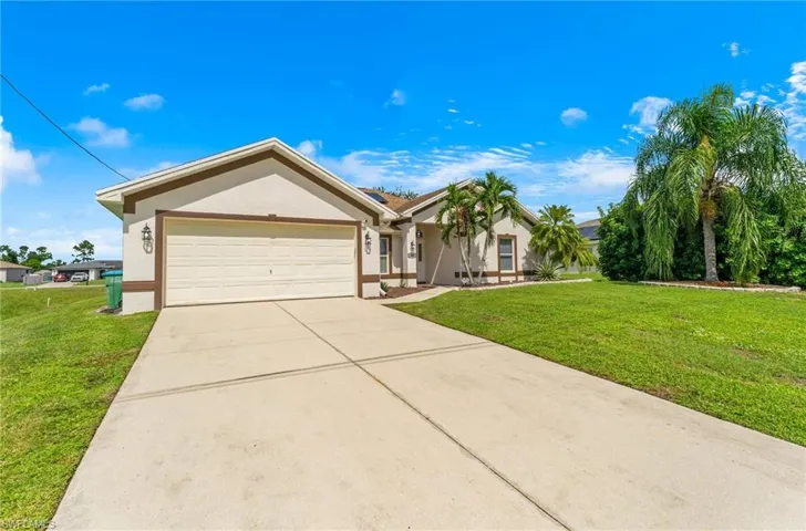 1603 Ne 34th Ln, Cape Coral, Florida 33909