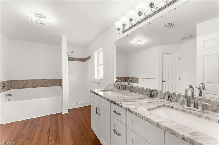 1603 Ne 34th Ln, Cape Coral, Florida 33909