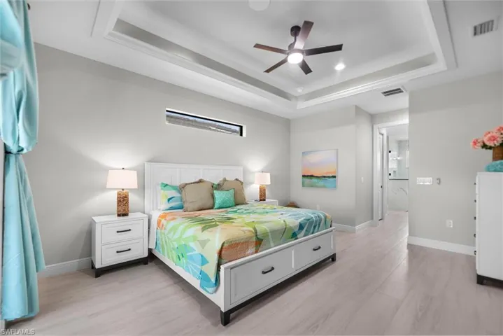 1212 32nd Pl, Cape Coral, Florida 33993