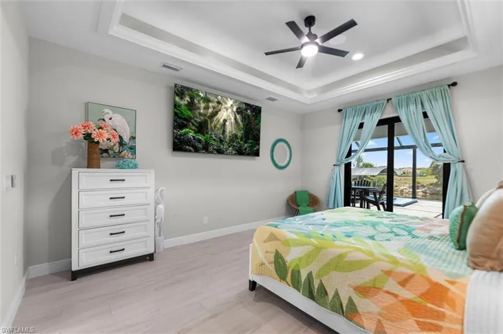 1212 32nd Pl, Cape Coral, Florida 33993