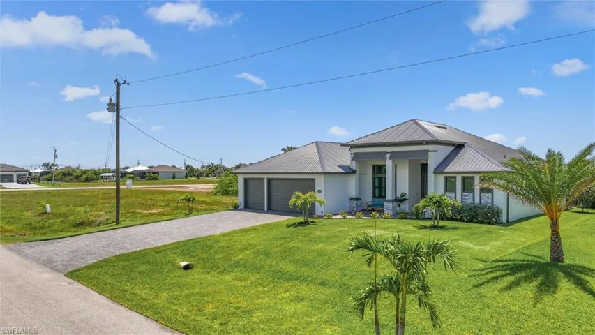1212 32nd Pl, Cape Coral, Florida 33993