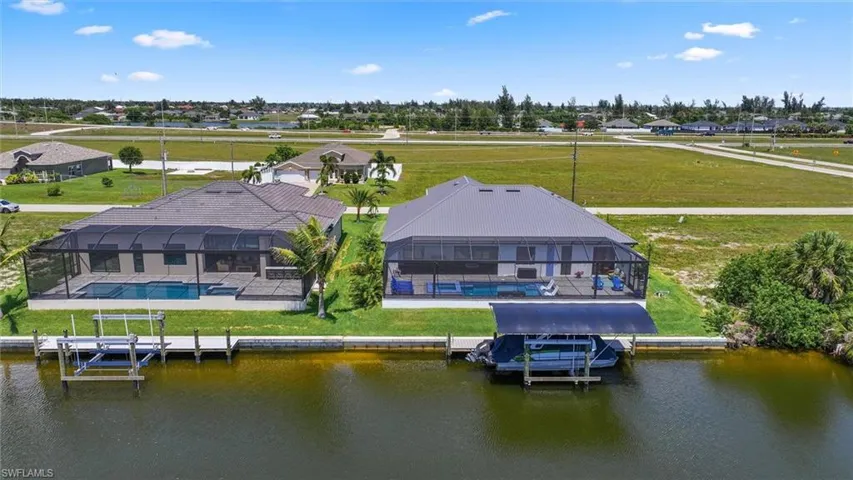 1212 32nd Pl, Cape Coral, Florida 33993