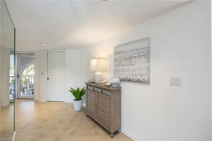 6270 Bellerive Ave 3, Naples, Florida 34119