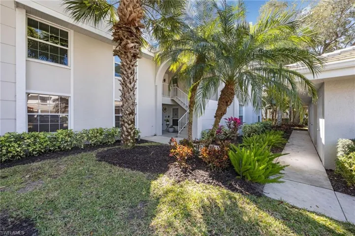6270 Bellerive Ave 3, Naples, Florida 34119