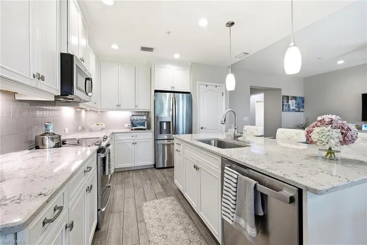 2318 Sawyers Hill Rd 103, Naples, Florida 34120